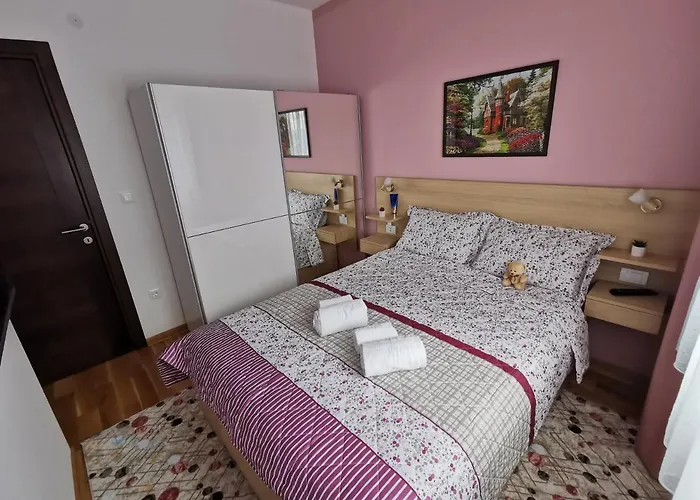 Melany Lux - Titova Vila, Zlatibor *